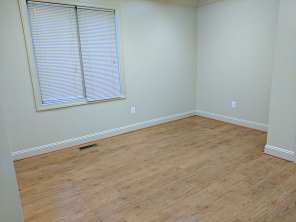 1411 Madison Park Dr, Glen Burnie, MD 21061